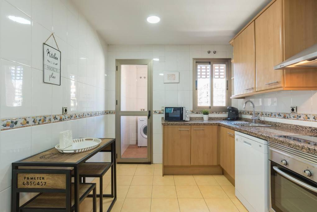 Apartamento Top Vistas Al Mar Apartment มาลากา ภายนอก รูปภาพ